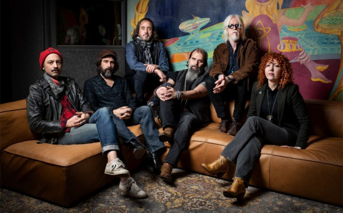 Steve Earle And The Dukes at Ryman Auditorium