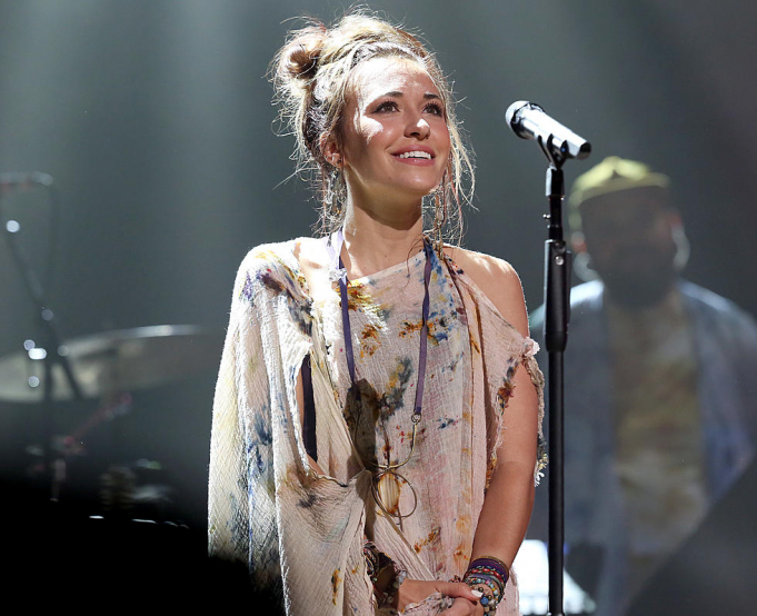 Lauren Daigle at Ryman Auditorium