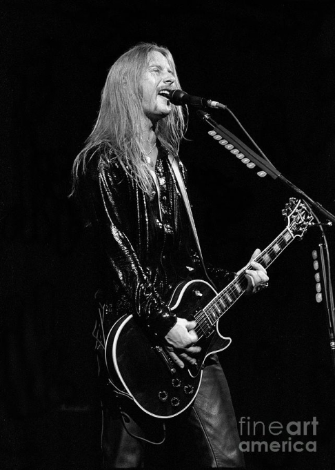 Jerry Cantrell at Ryman Auditorium