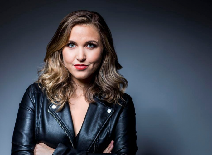 Taylor Tomlinson at Ryman Auditorium