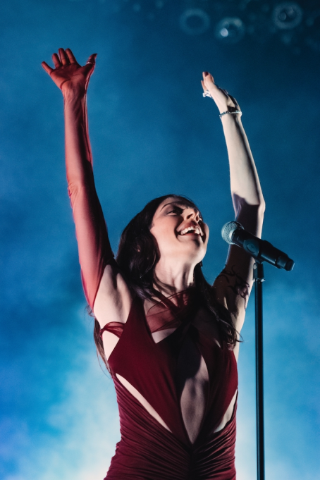 Caroline Polachek at Ryman Auditorium
