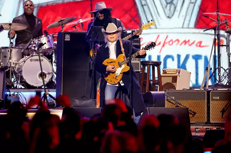 Dwight Yoakam